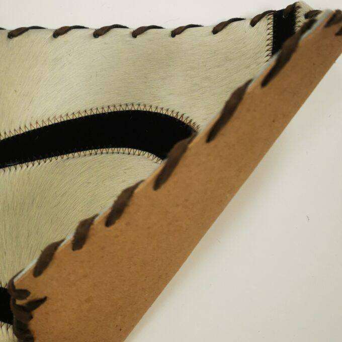 Bežec na stôl Luxury Cowhide BRAZÍLIA HORSE&HORSESHOE BROWN 30x170cm