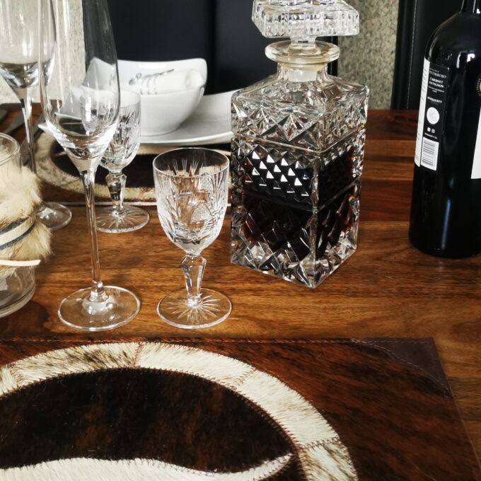 ožené prestieranie Luxury Cowhide BRAZÍLIA HORN BRINDLE 45x32cm