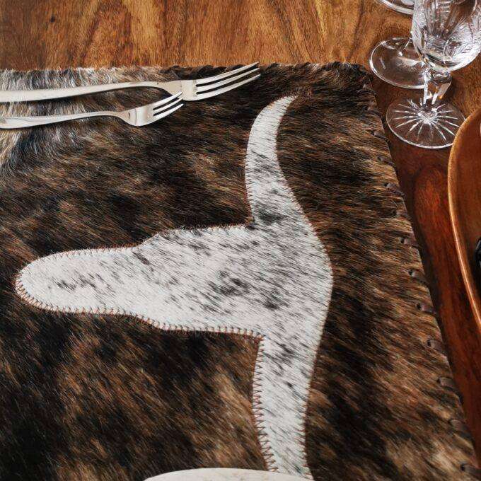 Kožené prestieranie Luxury Cowhide BRAZÍLIA SALT&PEPPER DARK BROWN HORN 44x31cm